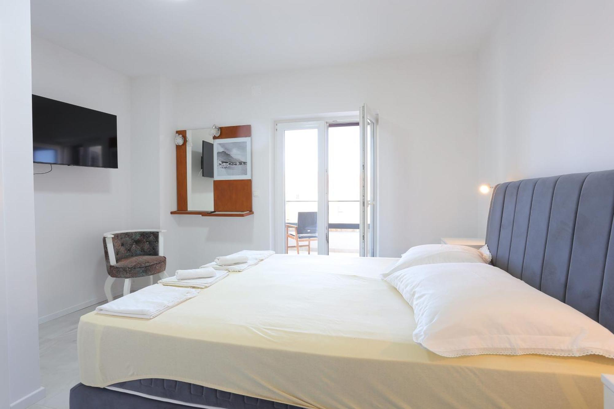 Apartments With A Parking Space Baska Voda, Makarska - 6773 Room photo